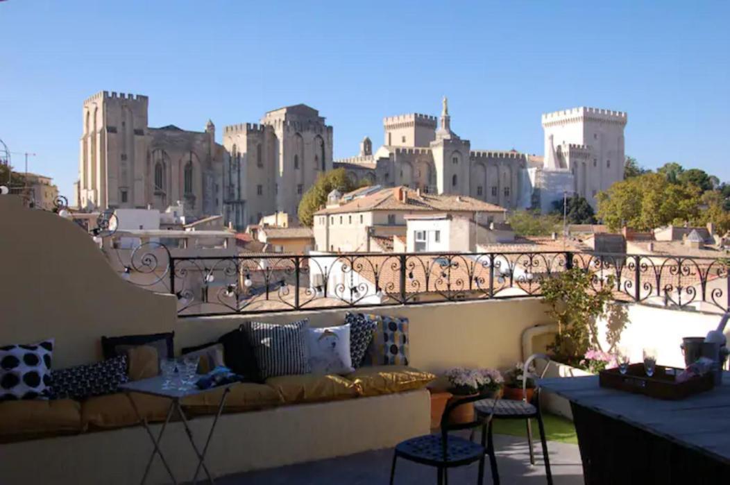 Magnifique Appartement De Charme Avec Vue Sur Le Palais Des Papes A Avignon Wifi Gratuit Ngoại thất bức ảnh