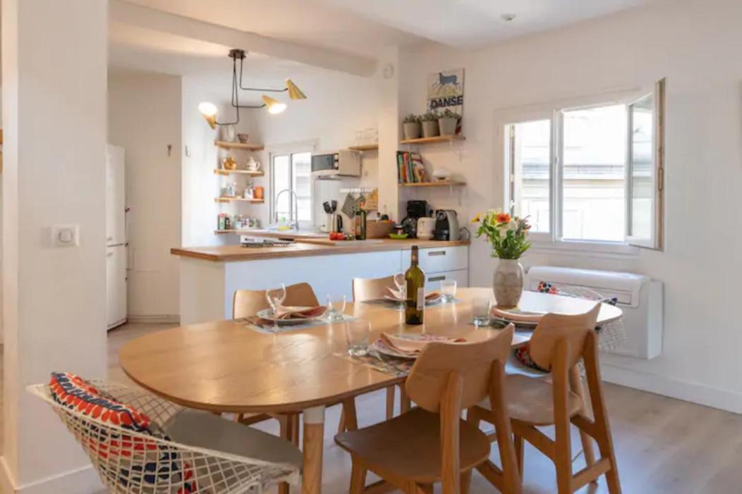 Magnifique Appartement De Charme Avec Vue Sur Le Palais Des Papes A Avignon Wifi Gratuit Ngoại thất bức ảnh